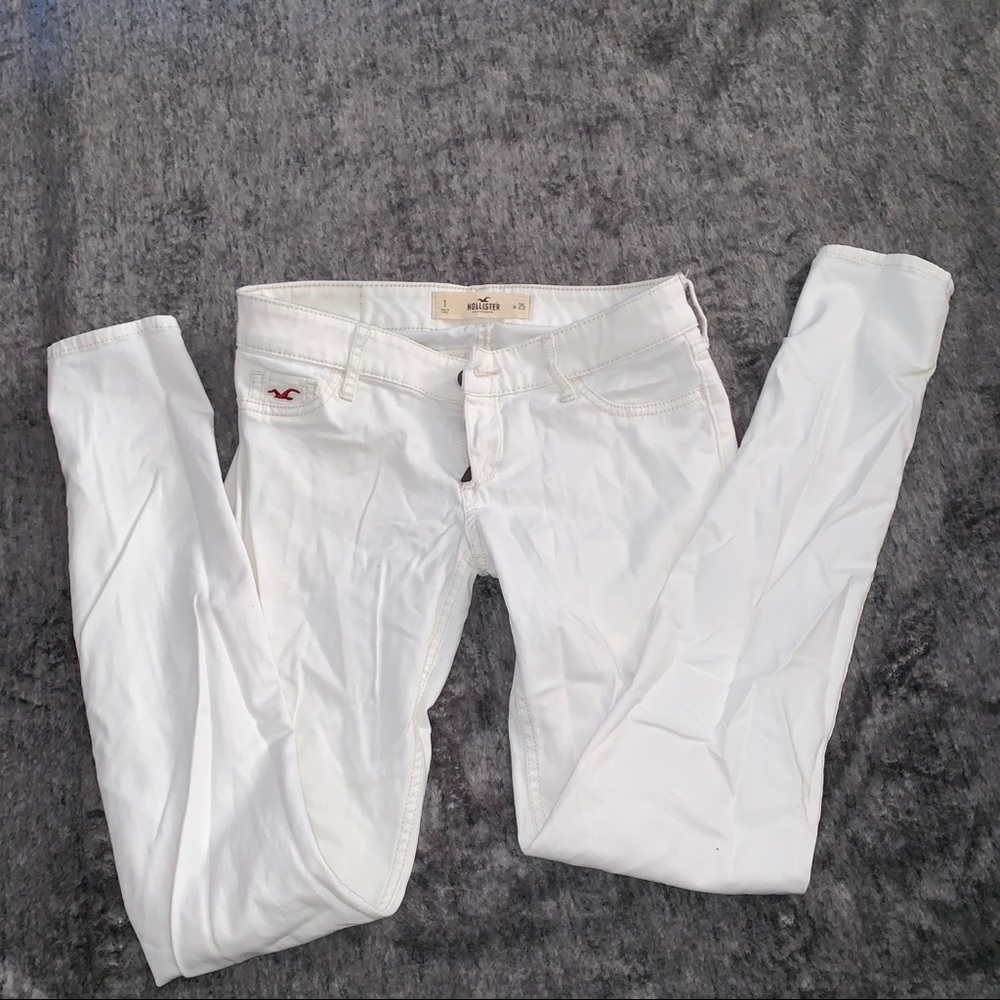 White hollister jeans